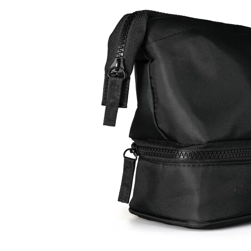 Nécessaire Preta Masculina Premium O Boticário
