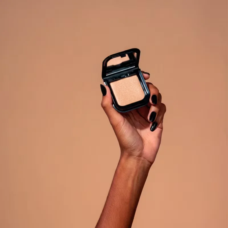 Pó Compacto Facial Iluminador Gold Make B. 5,4g
